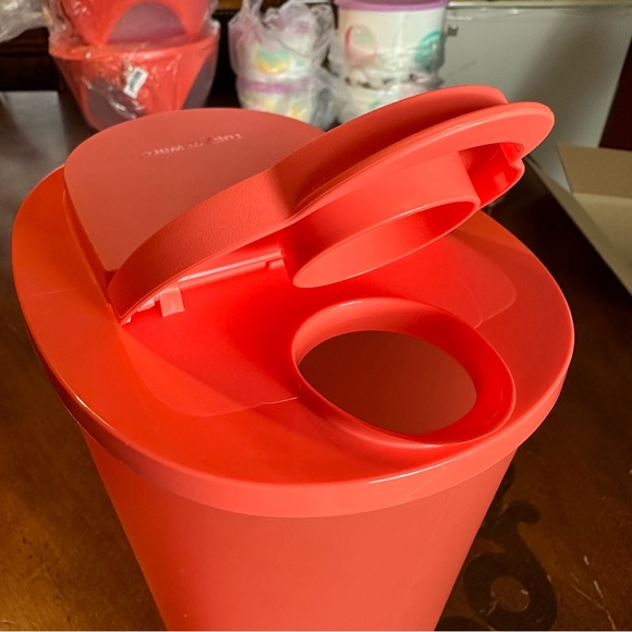 Tupperware Pitcher and Tumblers Set - Picture 3 of 6